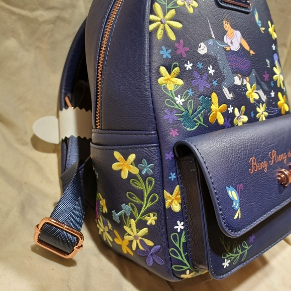 Loungefly Disney parks back pack - Picture 4 of 12